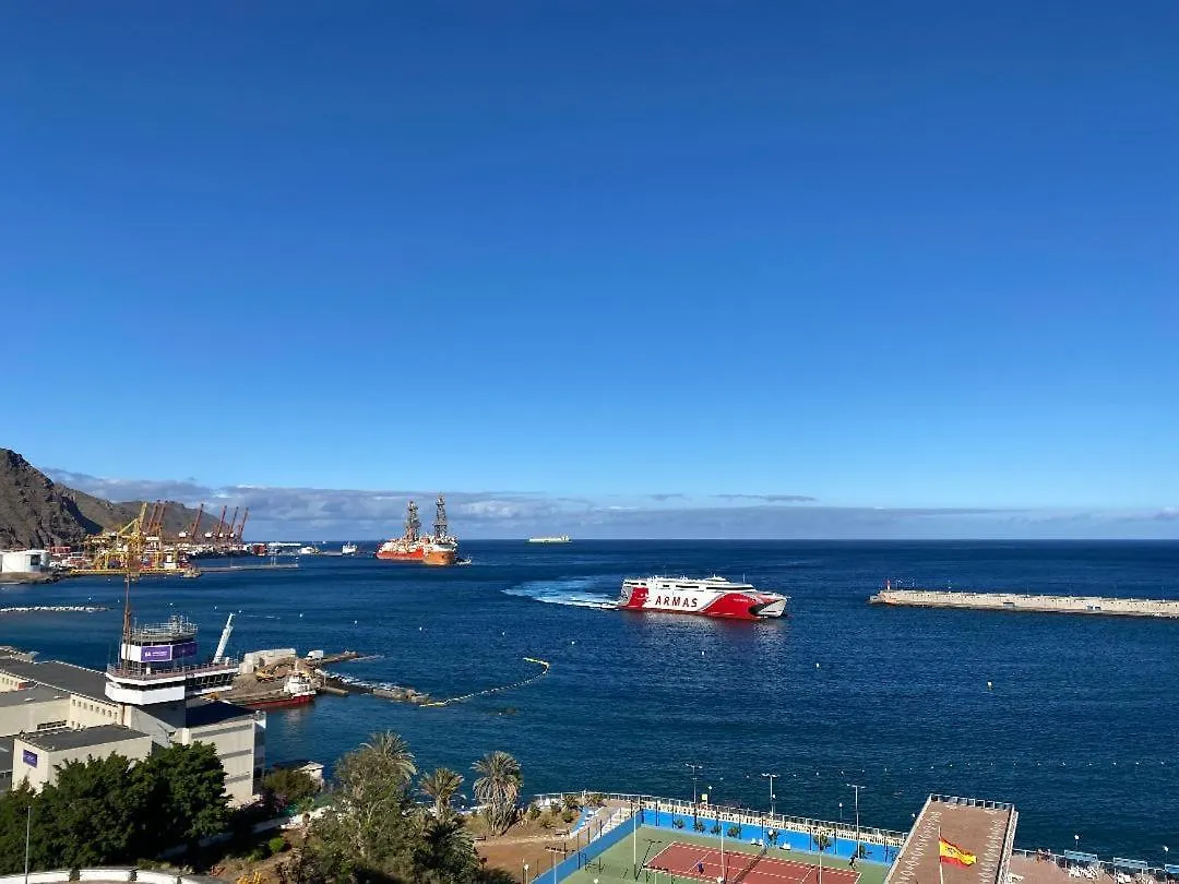 Апартаменты Bahia Santa Cruz  Санта-Крус-де-Тенерифе